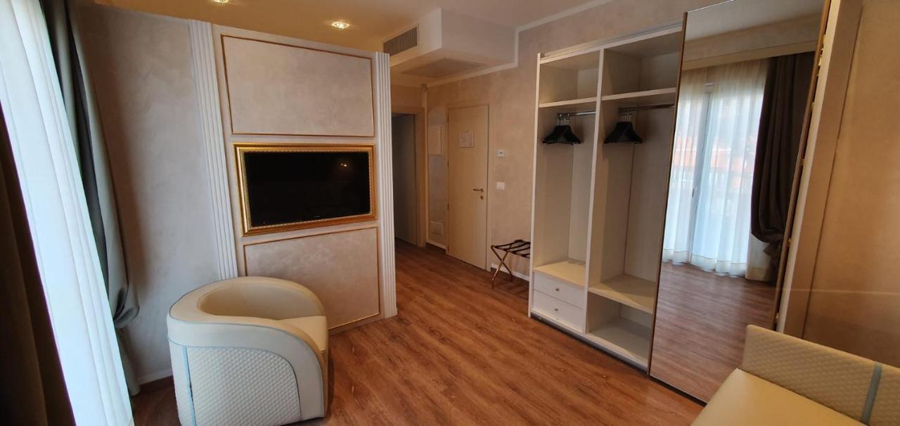 Amsterdam Suite Hotel & Spa 리미니 외부 사진