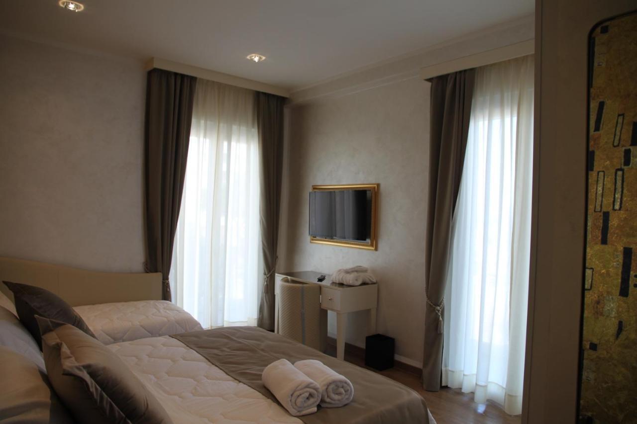 Amsterdam Suite Hotel & Spa 리미니 외부 사진