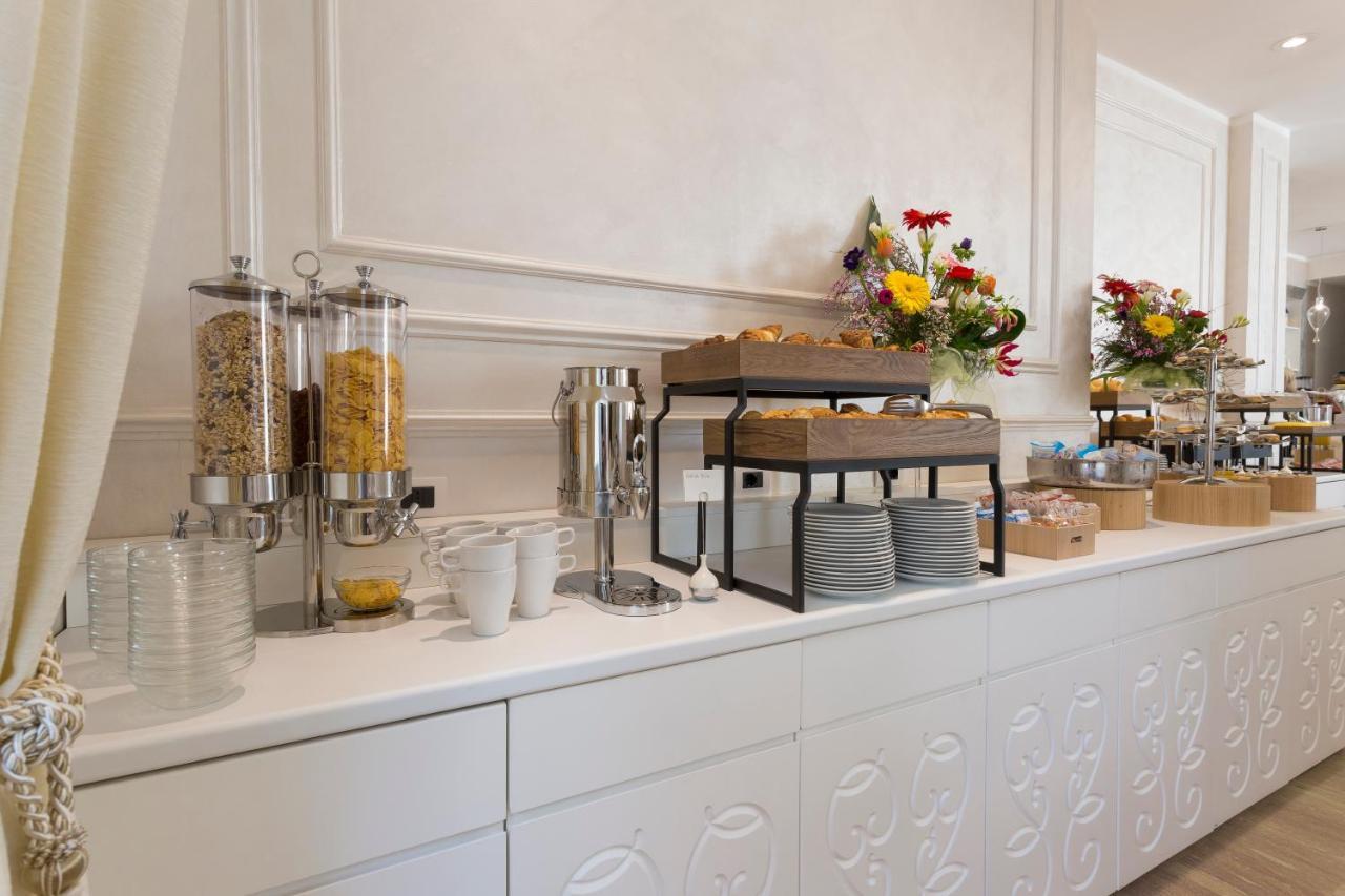 Amsterdam Suite Hotel & Spa 리미니 외부 사진