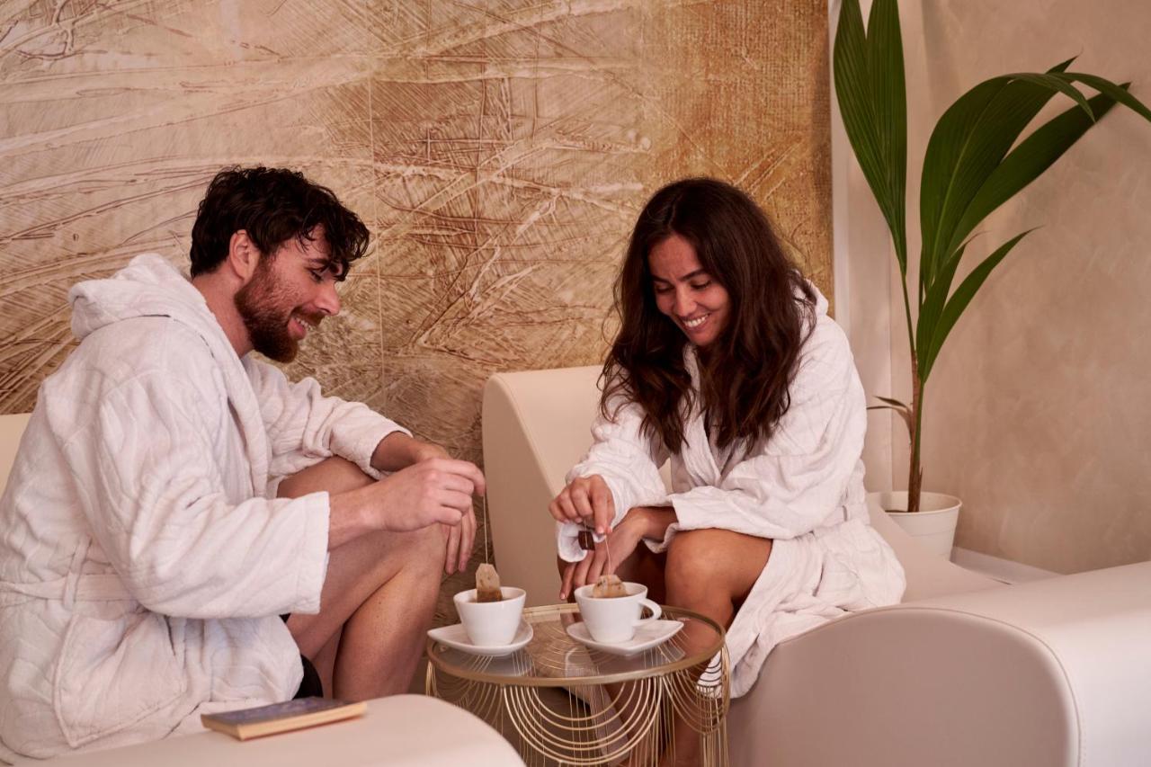 Amsterdam Suite Hotel & Spa 리미니 외부 사진